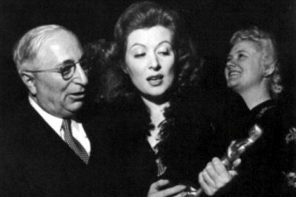 Moviecrazy - Greer Garson Oscar