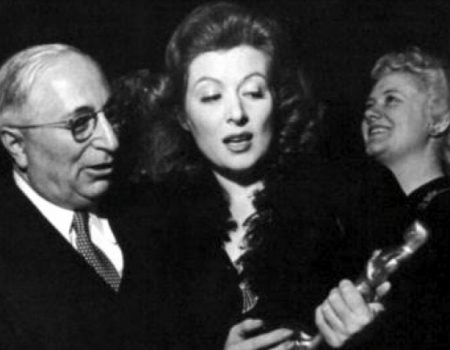 Moviecrazy - Greer Garson Oscar