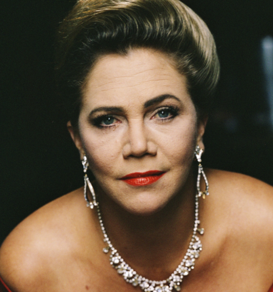 Moviecrazy - Kathleen Turner