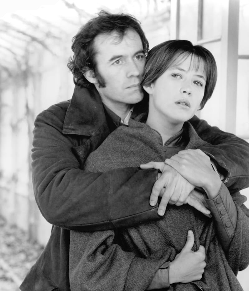 Firelight (A la luz del fuego, 1997)
